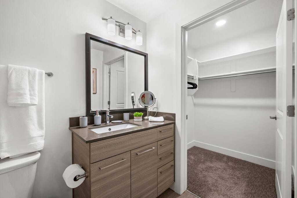 Ferienwohnung Luxurious Retreat In Slc Salt Lake City Exterior foto